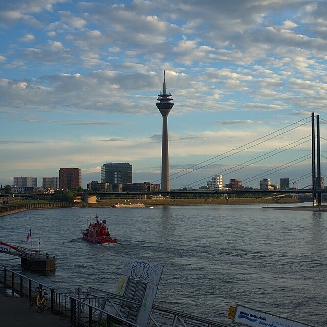 Television tower Düsseldorf on the Rhine