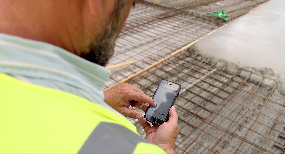 The quality of concrete can be measured at all stages of the production process, from the plant to the building site.